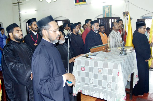 thmemorialfeastcelebrationsofstsleebamorosthathiostheformerpatriarchaldelegteoftheapostolicseeofantiochtomalankara30.jpg