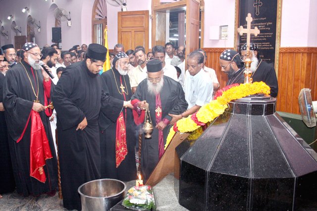 thmemorialfeastcelebrationsofstsleebamorosthathiostheformerpatriarchaldelegteoftheapostolicseeofantiochtomalankara52.jpg