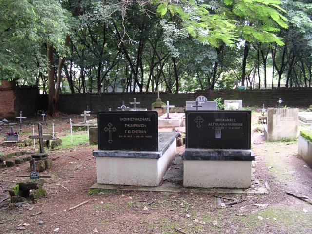 cemetaryofthethrikkunnathstmaryschurch.jpg